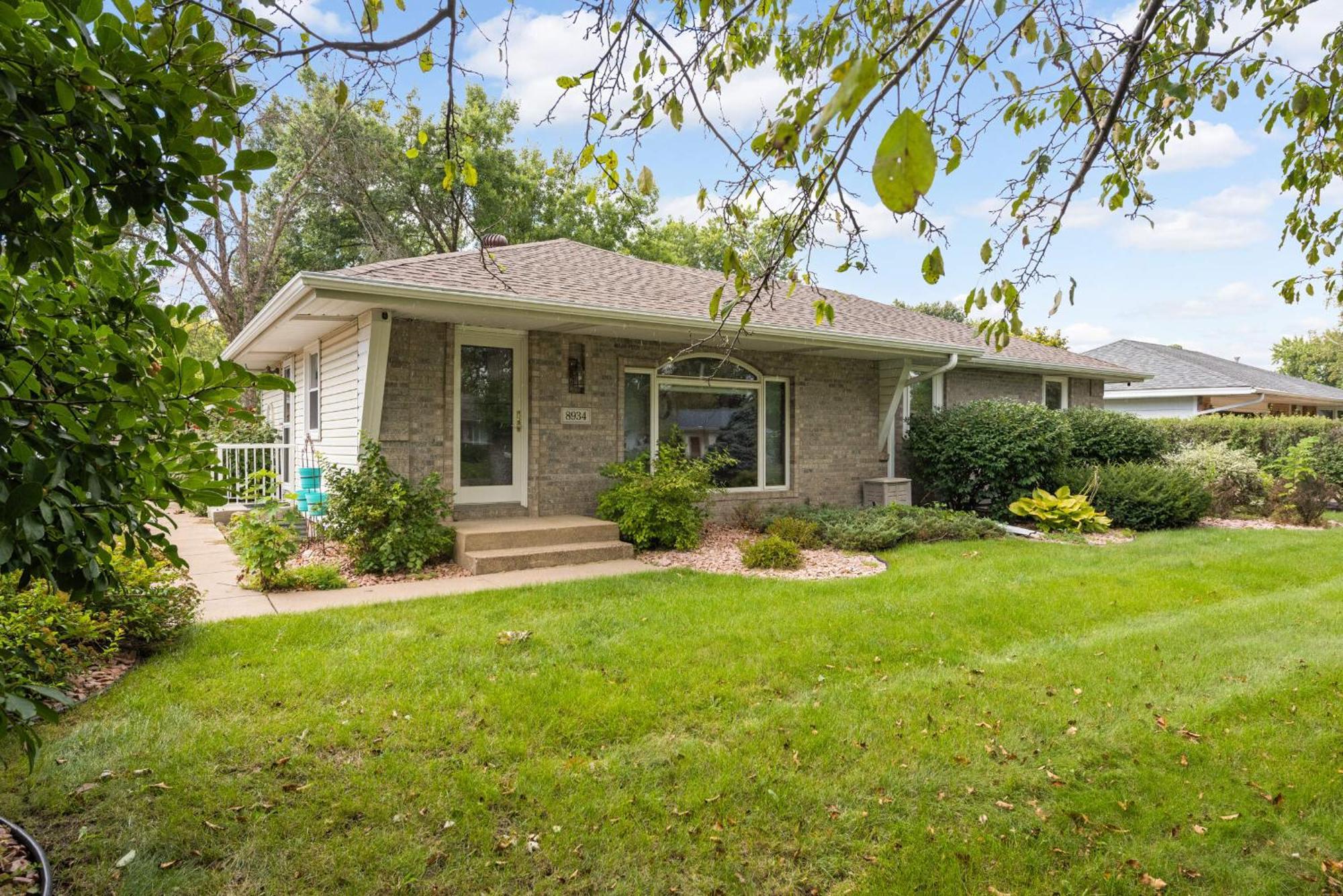 Cottage Grove Haven, Spacious 4-Bed, 3 Baths Retreat Экстерьер фото